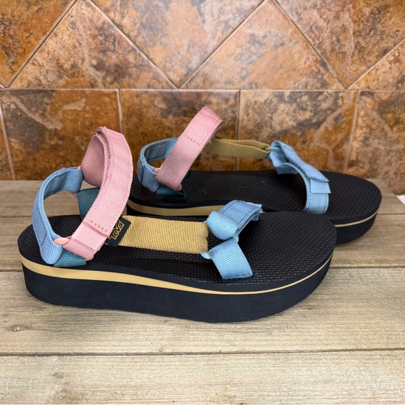 Teva flatform universal sandal - Picture 2 of 7